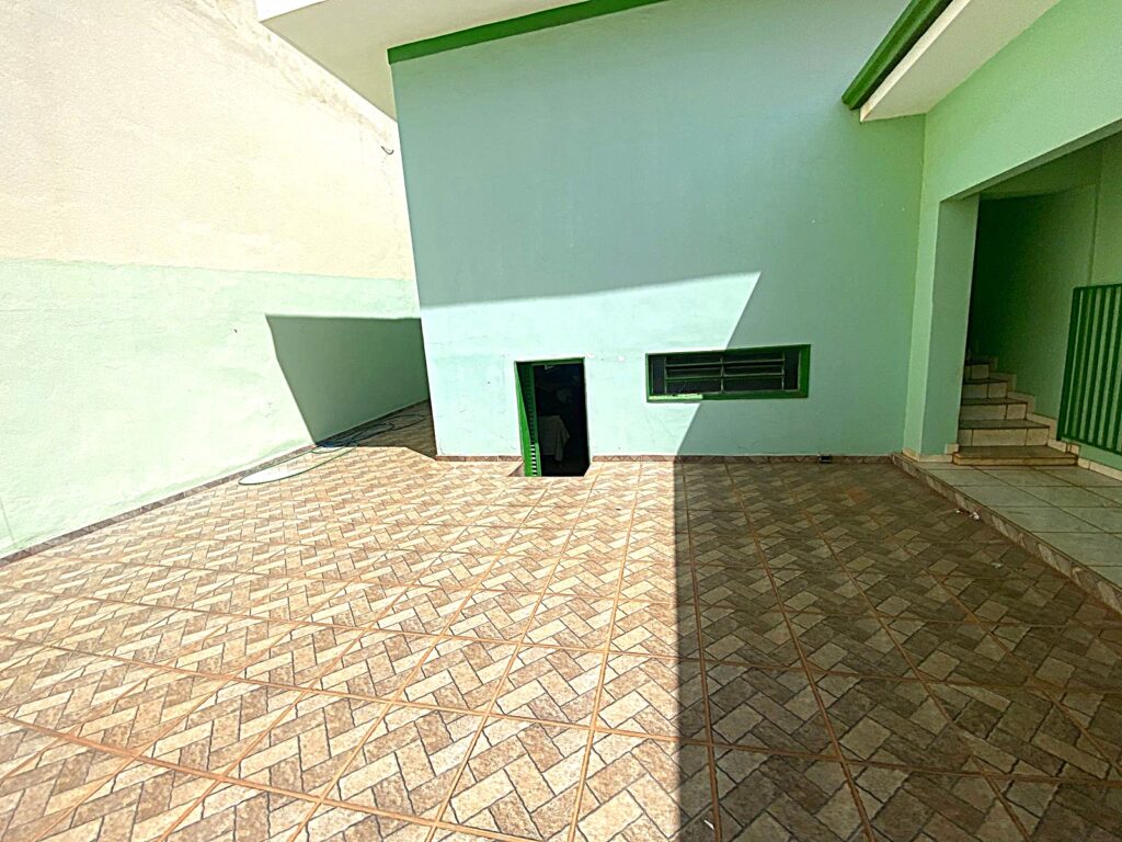 Vende-se/Aluga-se imóvel comercial no Centro $ 2.500.000,00