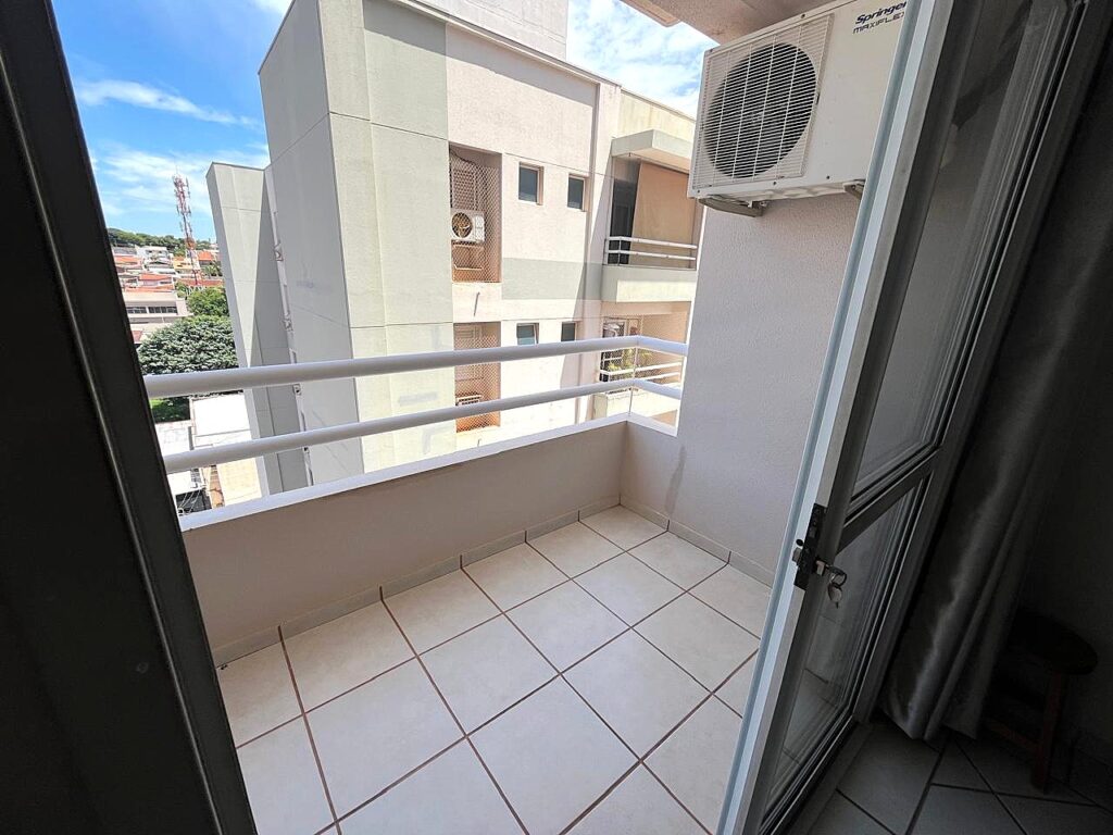 Aluga-se excelente apto de 02 dormitórios c/ elevador $ 1.900,00