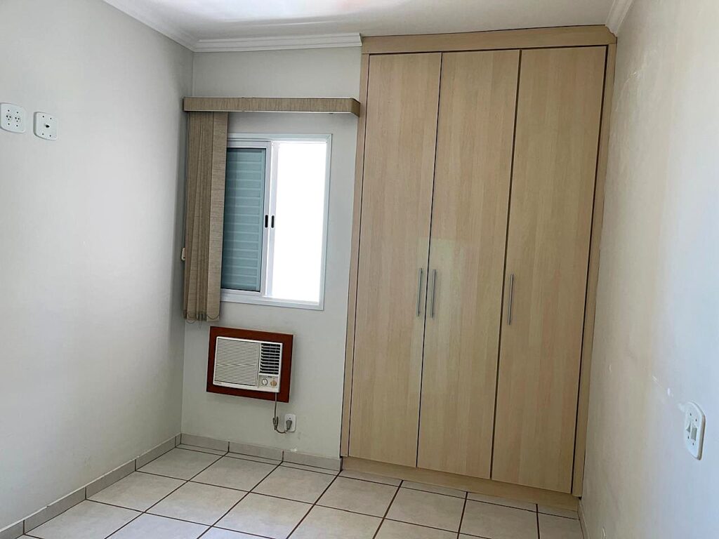 Aluga-se excelente apto de 02 dormitórios c/ elevador $ 1.900,00