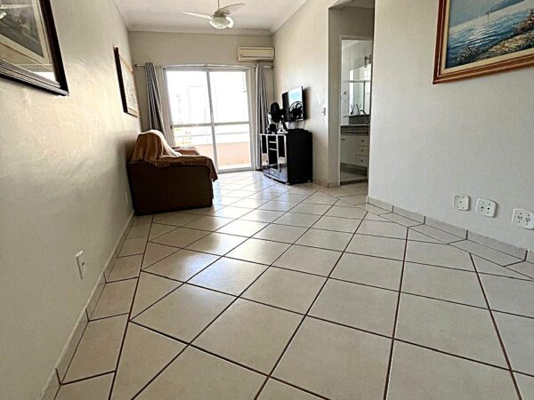 Aluga-se excelente apto de 02 dormitórios c/ elevador $ 2.300,00