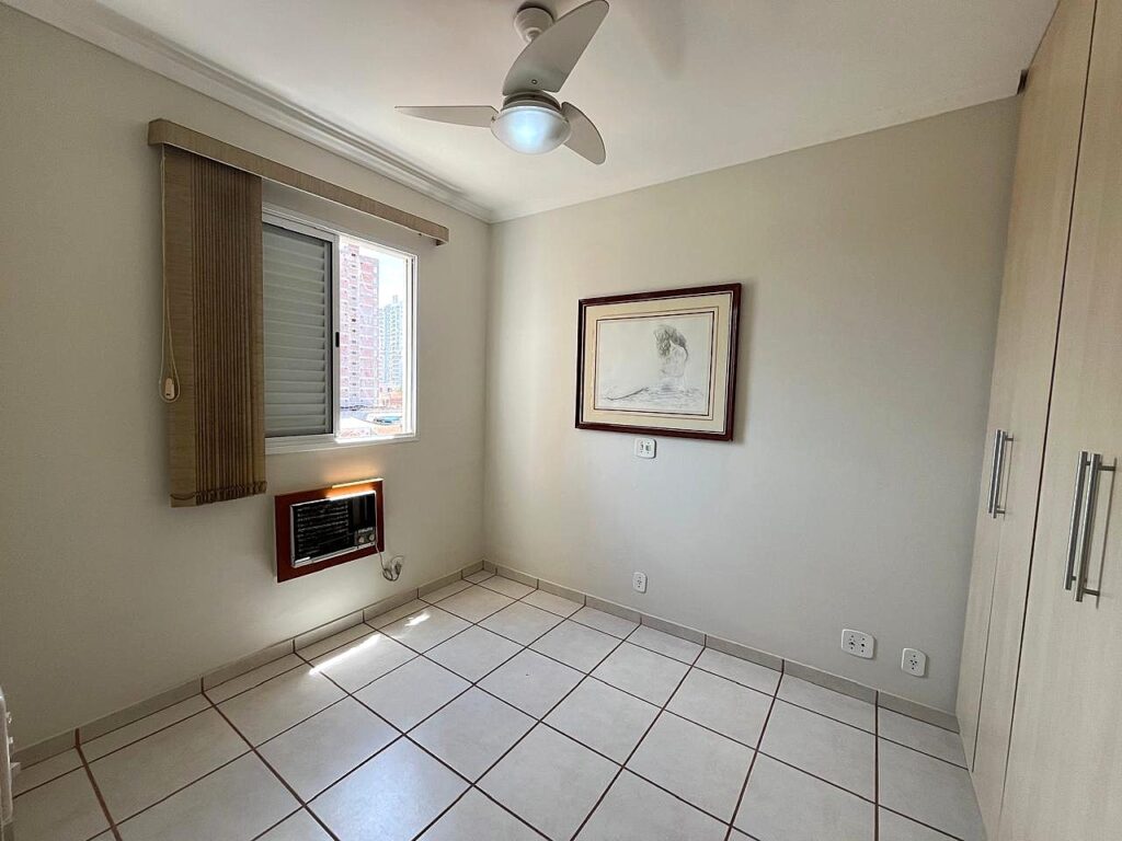 Aluga-se excelente apto de 02 dormitórios c/ elevador $ 1.900,00