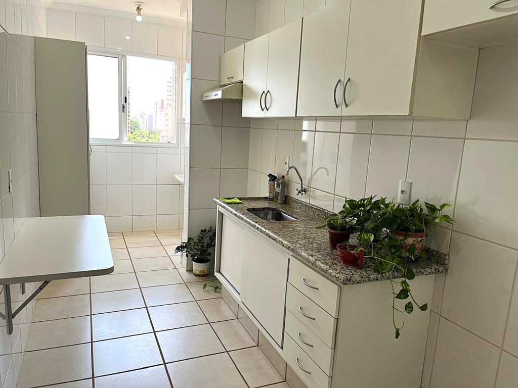 Aluga-se excelente apto de 02 dormitórios c/ elevador $ 1.900,00