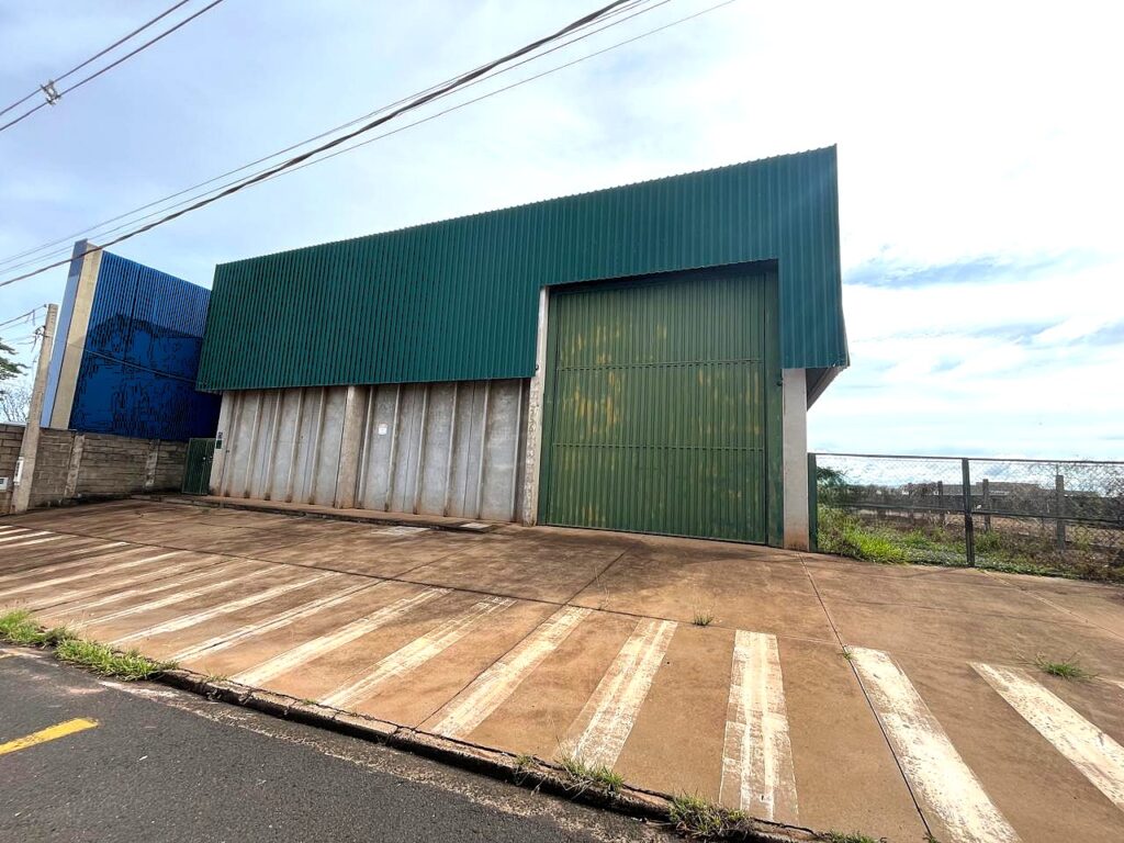 Aluga-se salão em Distrito Industrial $ 25.000,00