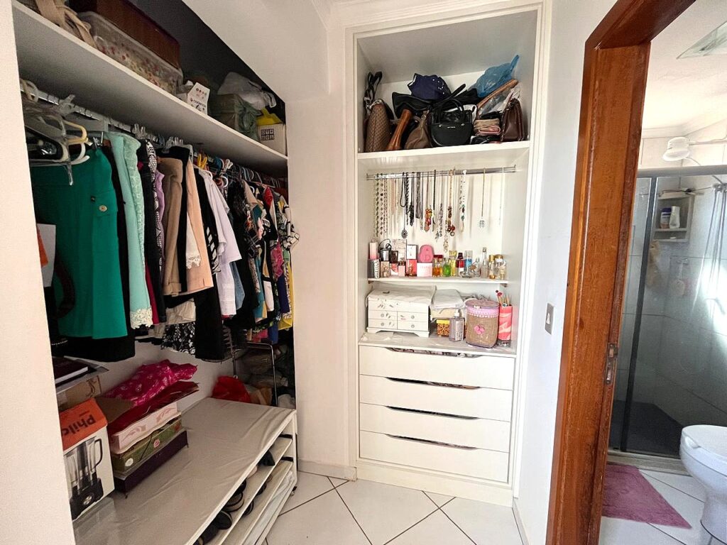 Vende-se apto na Boa Vista de 02 dormitórios com elevador $ 399.000,00