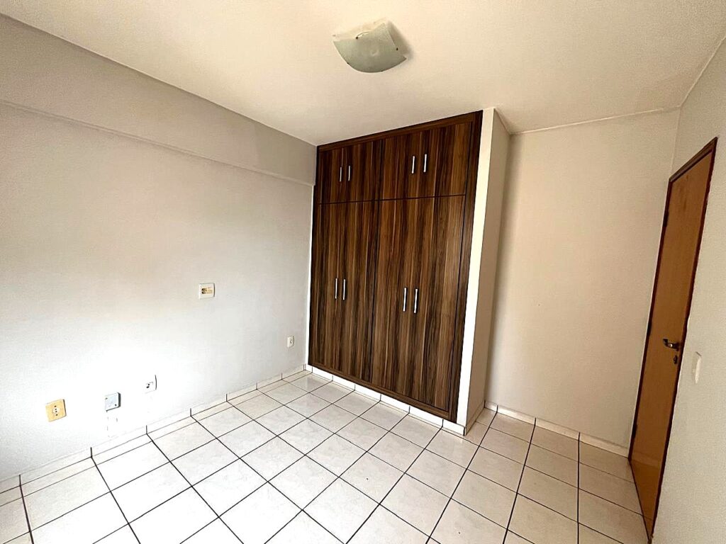 Vende-se Apto no Higienópolis de 02 dormitórios por $ 190.000,00