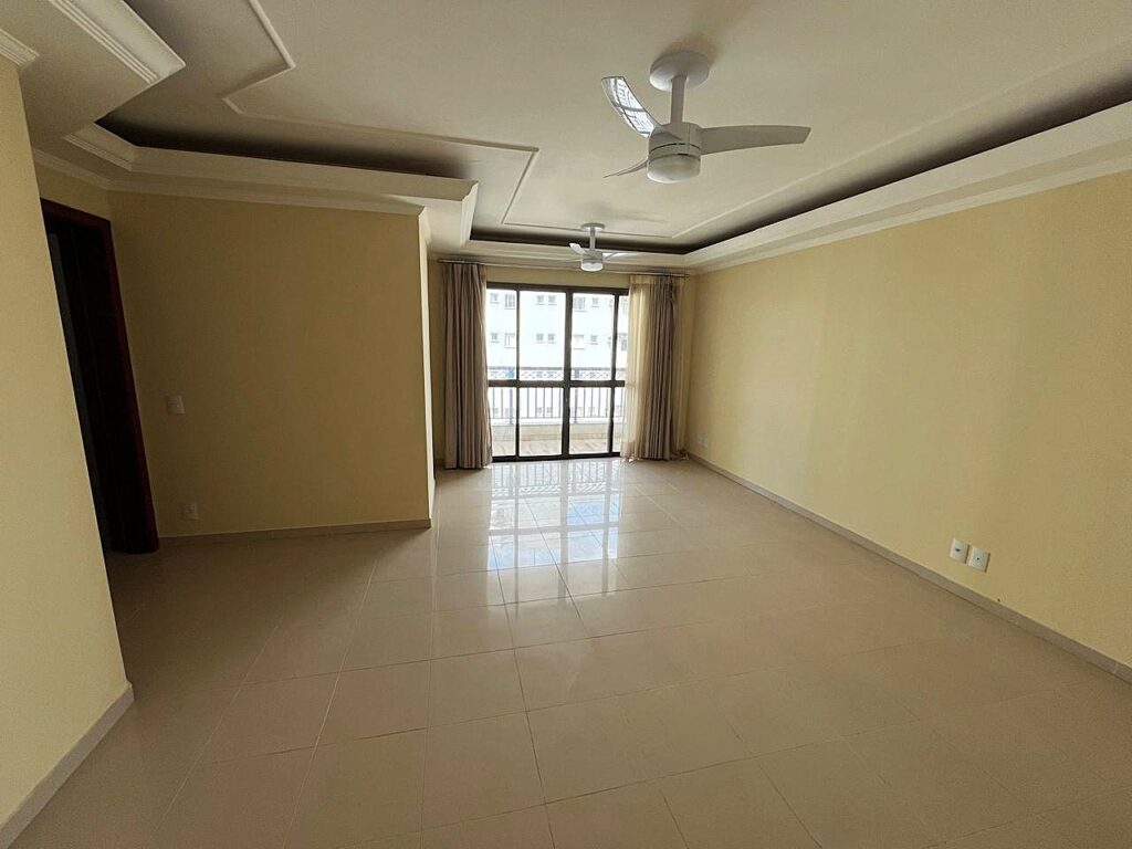 Vende-se apto na Redentora $ 700.000,00 Vende-se apto na Redentora $ 700.000,00