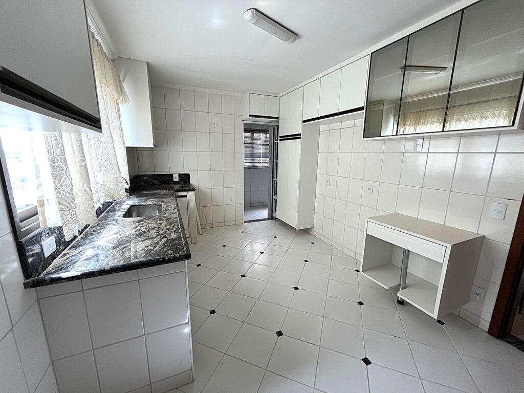 Vende-se apto na Redentora $ 700.000,00 Vende-se apto na Redentora $ 700.000,00