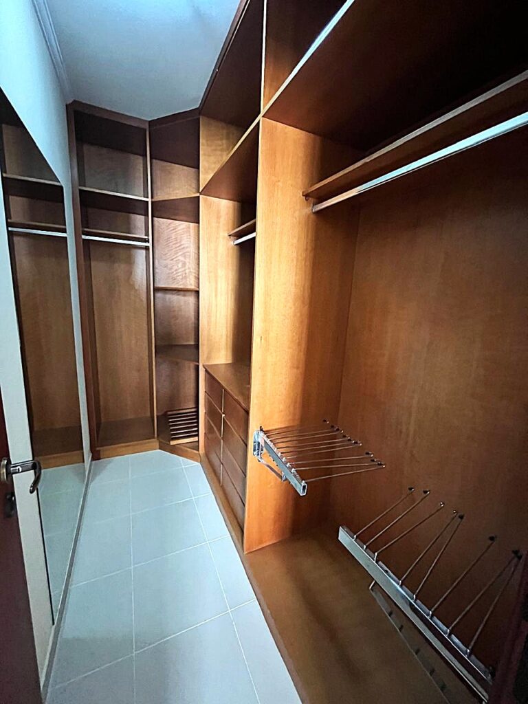 Vende-se apto na Redentora $ 700.000,00 Vende-se apto na Redentora $ 700.000,00