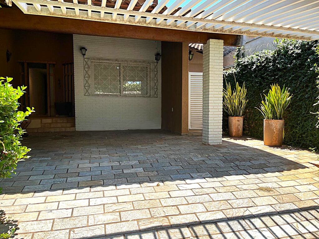 Vende-se casa Alto do Rio Preto $ 850.000,00 Vende-se casa Alto do Rio Preto $ 850.000,00