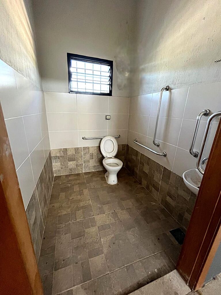 Aluga-se Salão 300m² $ 7.000,00