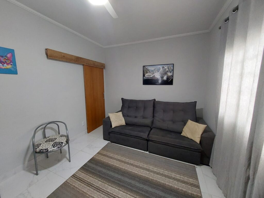 Vende-se casa São Manoel próximo ao Hospital de Base $ 810.000,00
