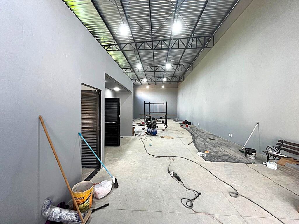 Vende-se/Aluga-se salão 214m² $ 1.300.000,00