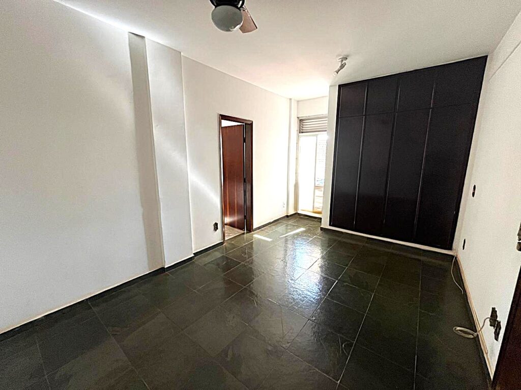 Vende-se/Aluga-se exc. apto $ 400.000,00