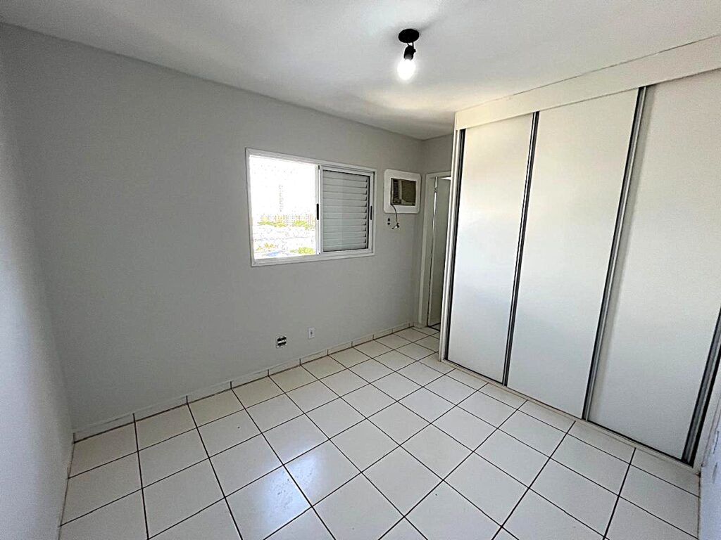 Vende-se apto no Higienópolis de 2 dormitórios $ 320.000,00