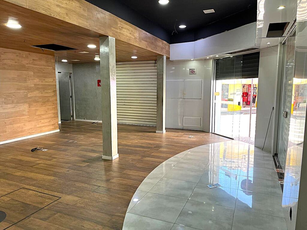 Aluga-se Loja no Centro S. J. Rio Preto $ 8.000,00