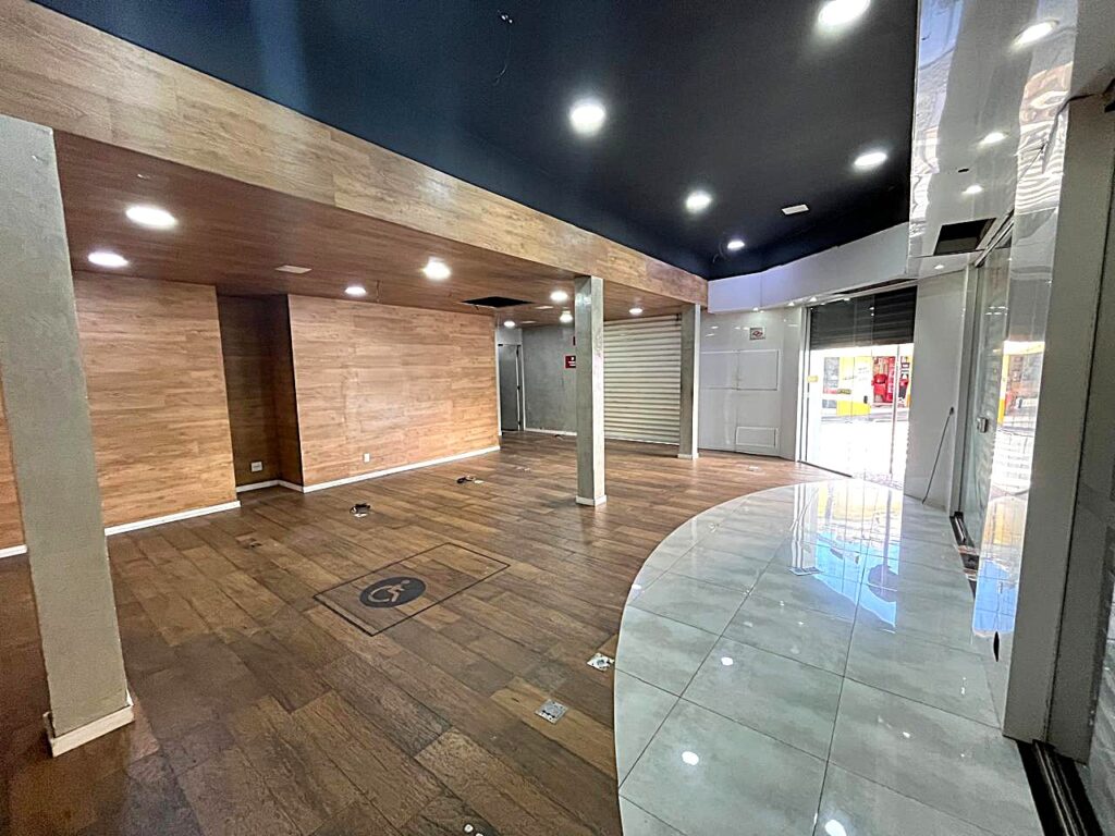 Aluga-se Loja no Centro S. J. Rio Preto $ 8.000,00