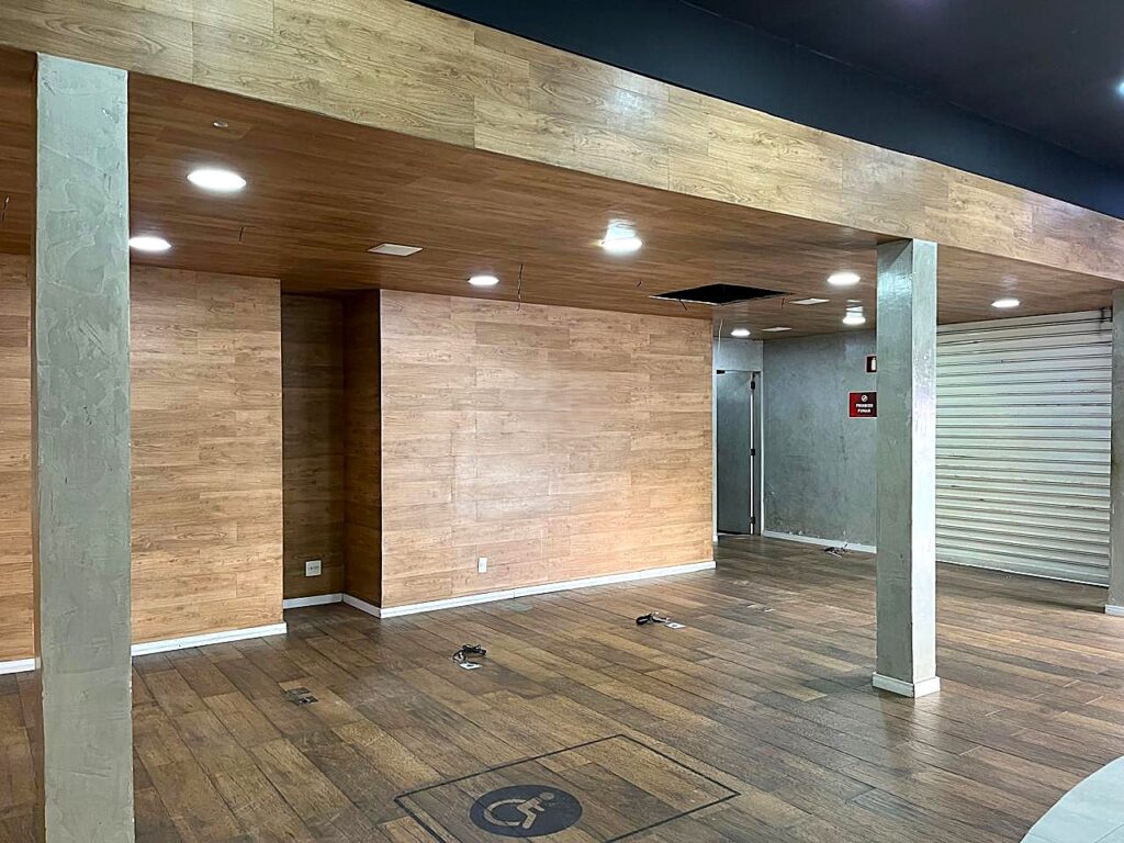 Aluga-se Loja no Centro S. J. Rio Preto $ 8.000,00