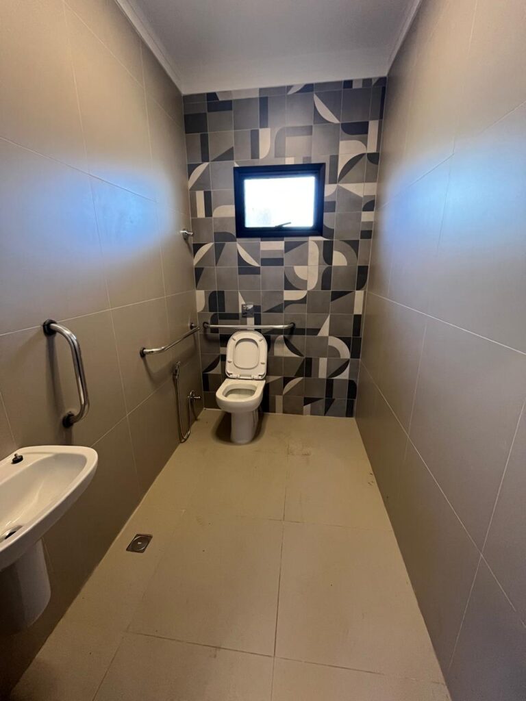 Aluga-se salão novo 1.500m² distrito Industrial $ 39.000,00