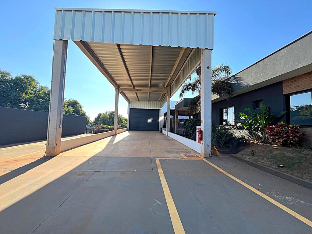 Aluga-se salão novo 1.500m² distrito Industrial $ 39.000,00