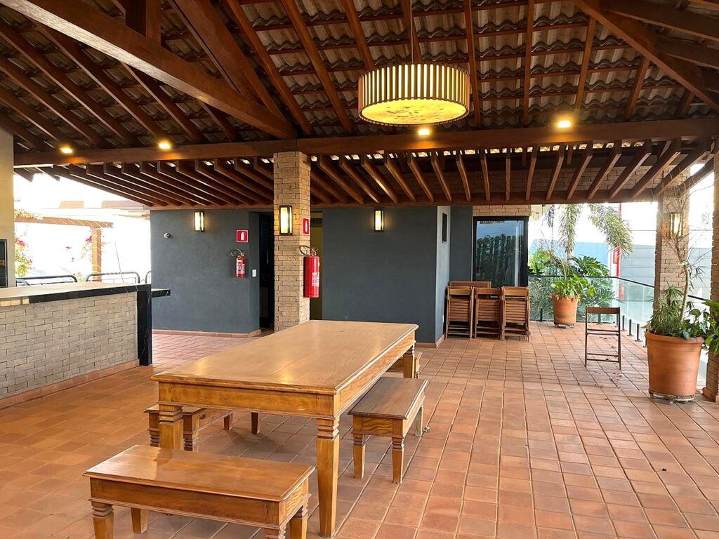Aluga-se salão novo 1.500m² distrito Industrial $ 39.000,00