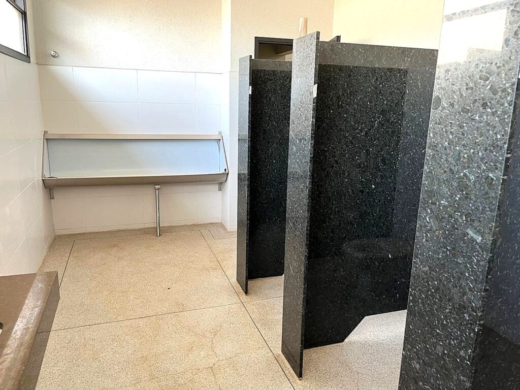 Aluga-se salão novo 1.500m² distrito Industrial $ 39.000,00