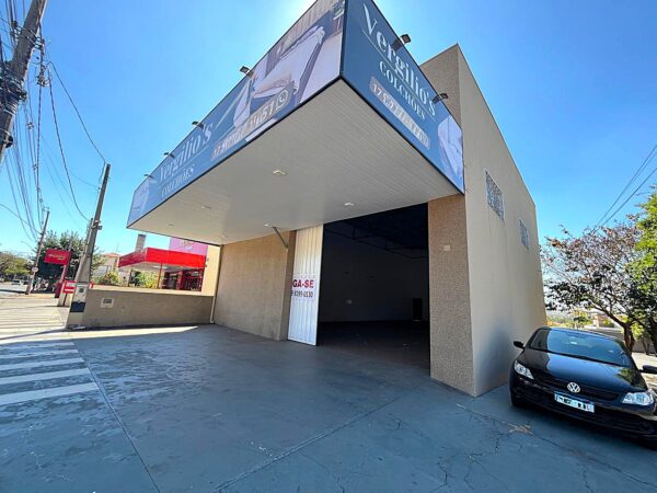 Aluga-se Salão Av. De Maio $ 7.000,00