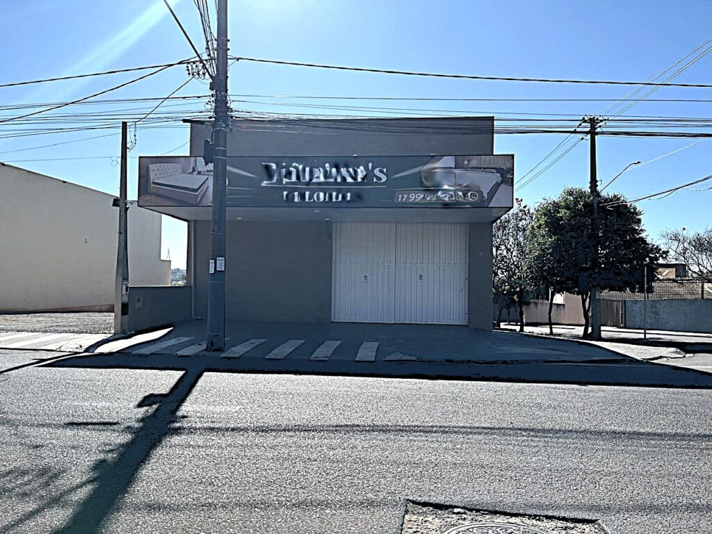 Aluga-se Salão Av. De Maio $ 7.000,00