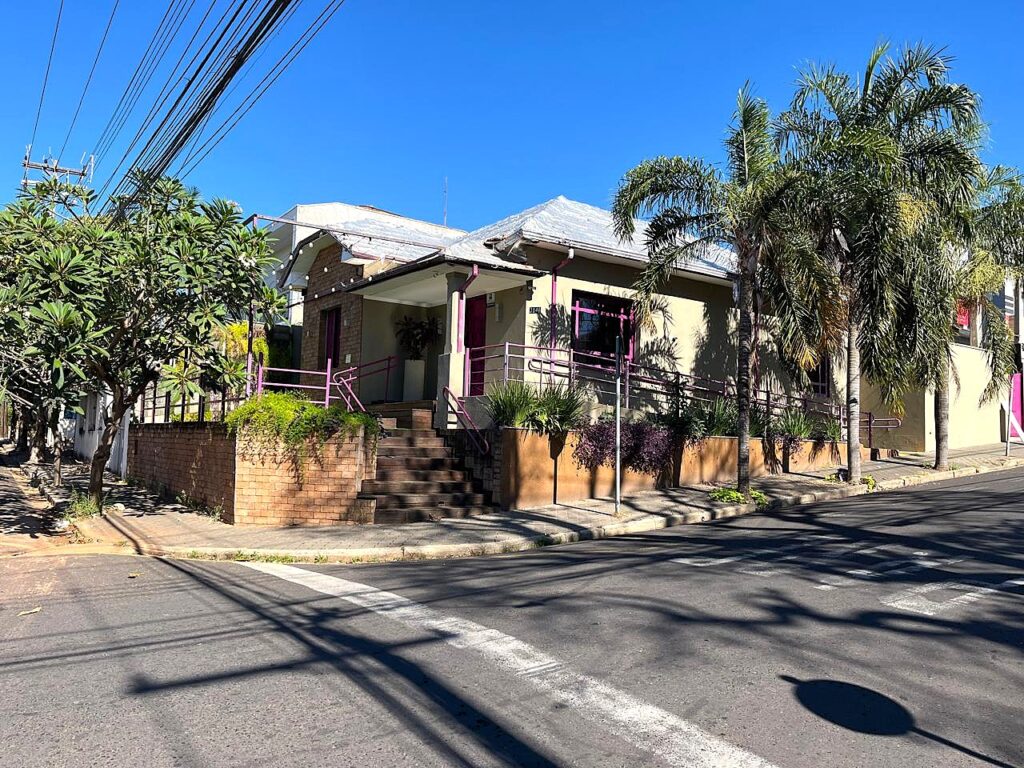 Aluga-se imóvel comercial na Redentora $ 5.000,00