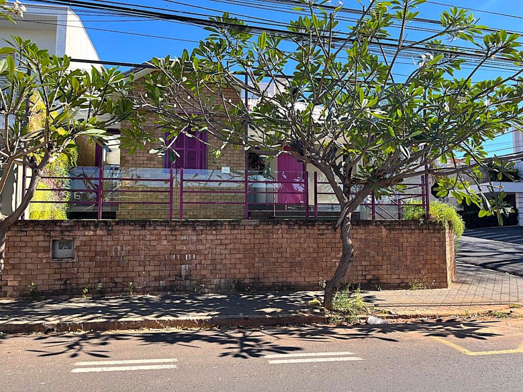 Aluga-se imóvel comercial na Redentora $ 5.000,00