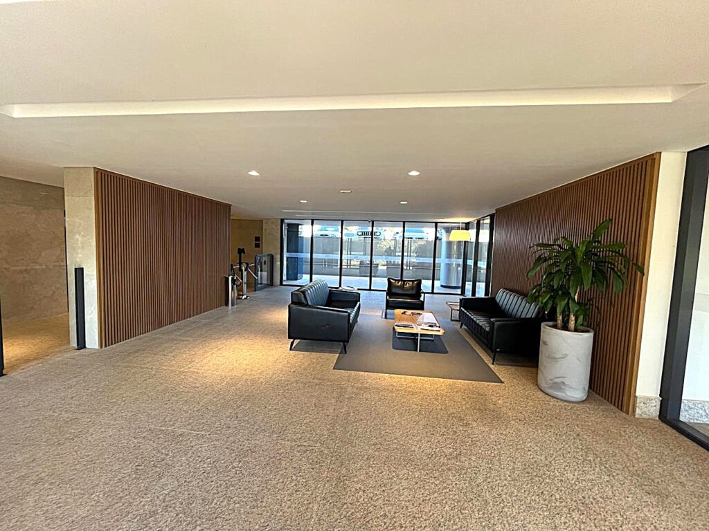 Aluga-se sala no Georgina Business Park $ 4.800,00