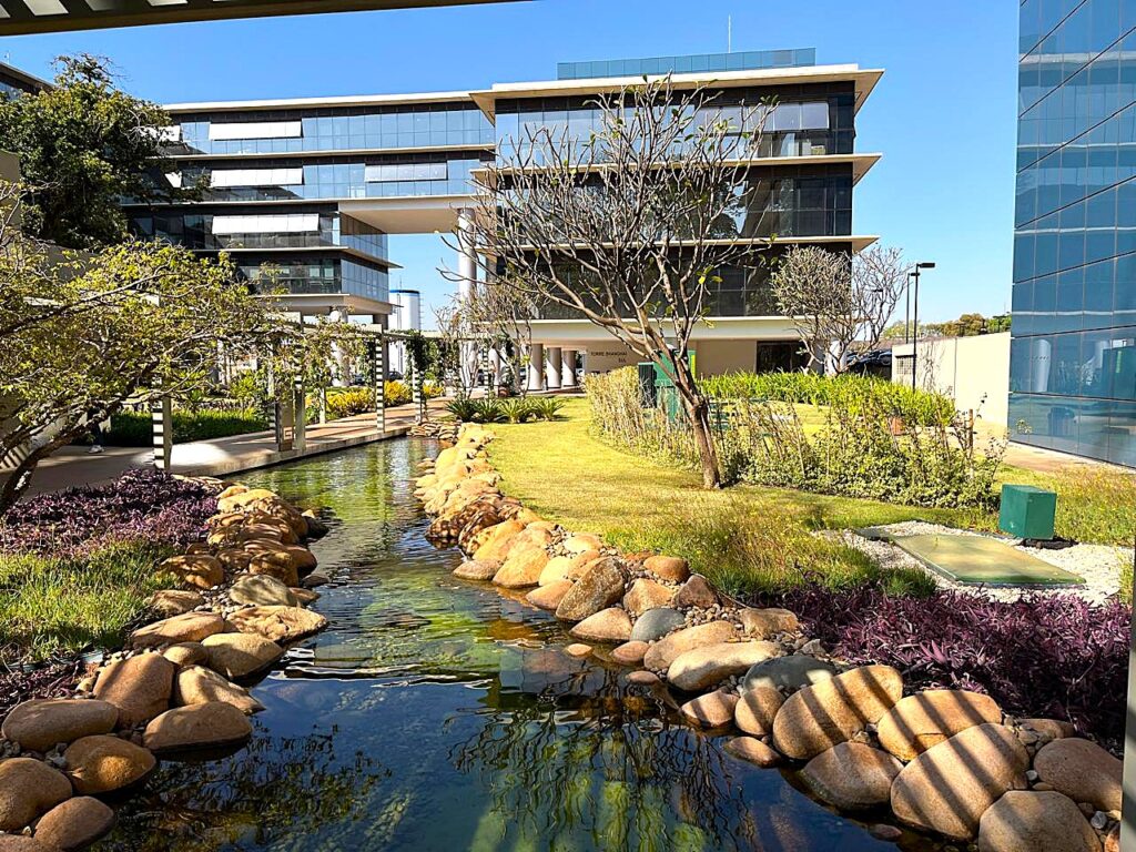 Aluga-se sala no Georgina Business Park $ 4.800,00