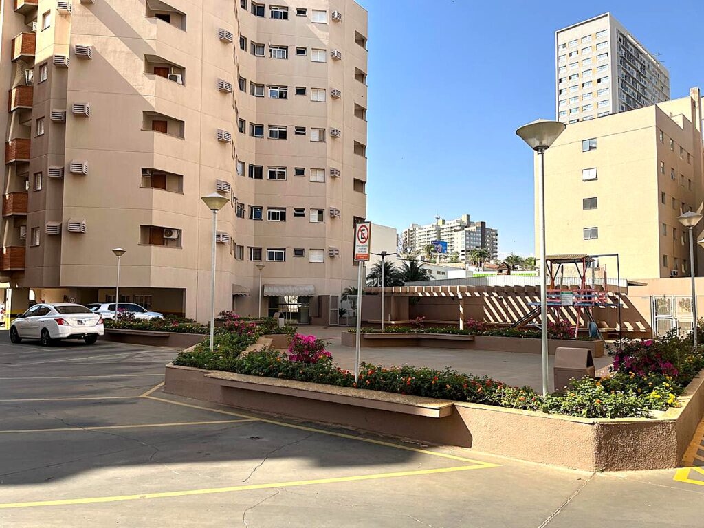 Vende-se apto 3 dormitórios c/ elevador próximo ao HB e Rio Preto Shopping