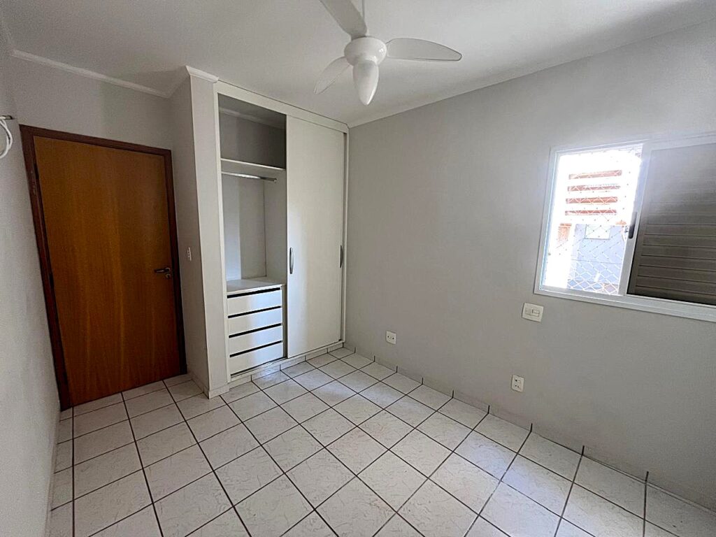 Vende-se apto 3 dormitórios c/ elevador próximo ao HB e Rio Preto Shopping