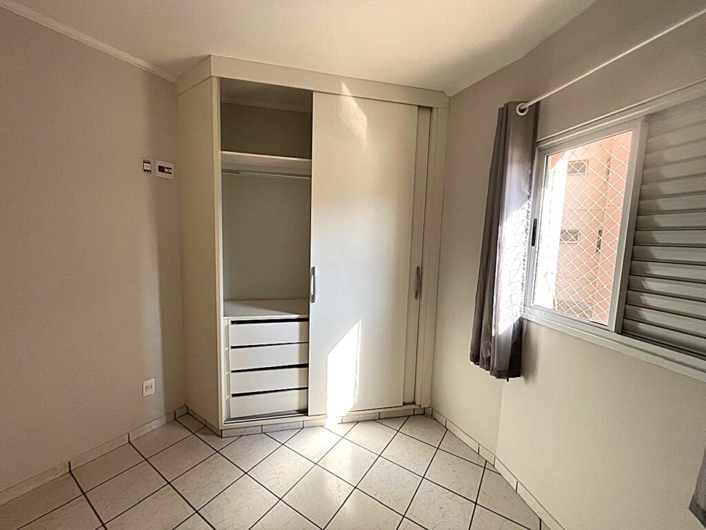 Vende-se apto 3 dormitórios c/ elevador próximo ao HB e Rio Preto Shopping