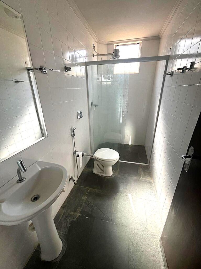 Vende-se apto Jd. Vetorasso $ 145.000,00