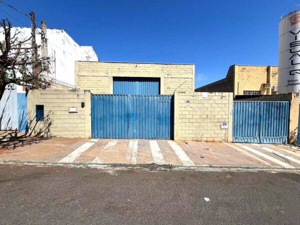 Aluga-se Salão 440m² Distrito Industrial Adail Vetorasso $ 5.000,00