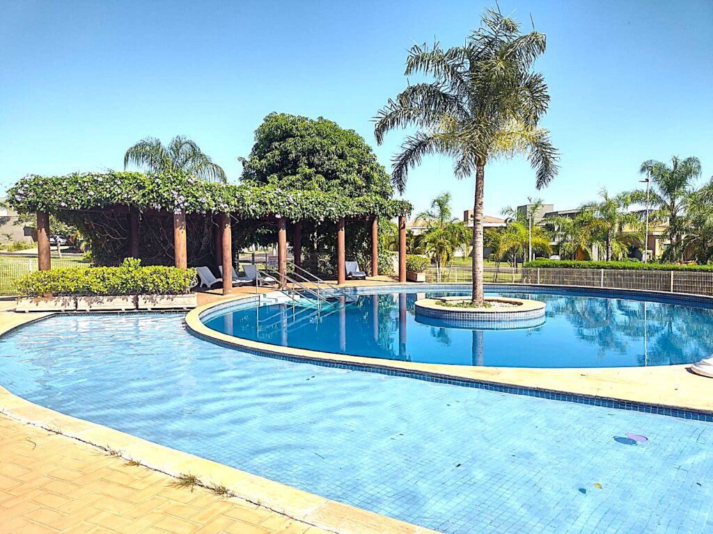 Vende-se casa Condomínio Buona Vitta $ 1.300.000,00