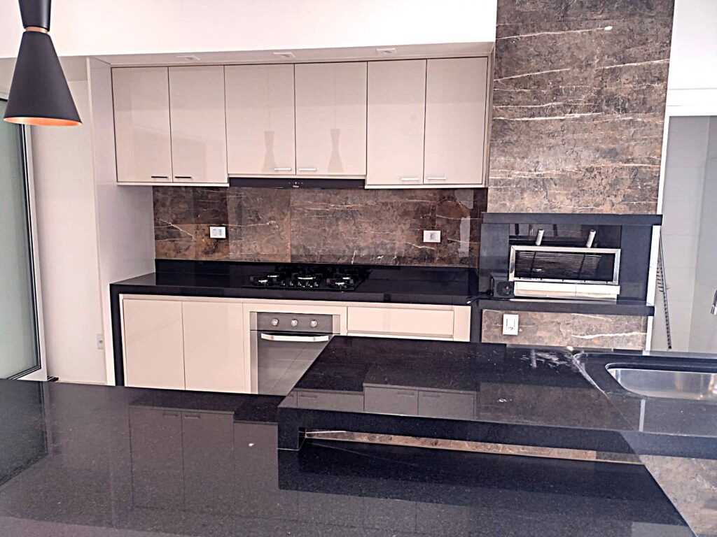 Vende-se casa Condomínio Buona Vitta $ 1.300.000,00