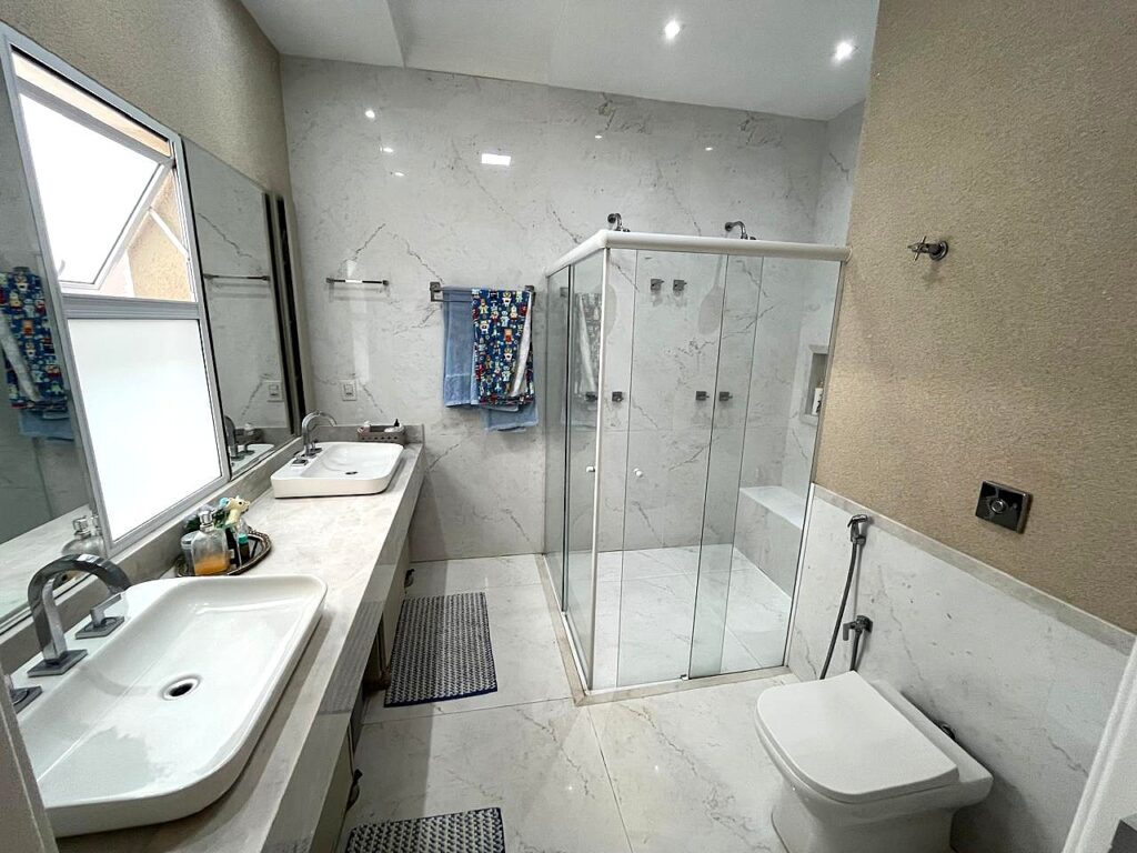 Vende-se bela casa térrea Cond. Figueira $ 1.400.000,00