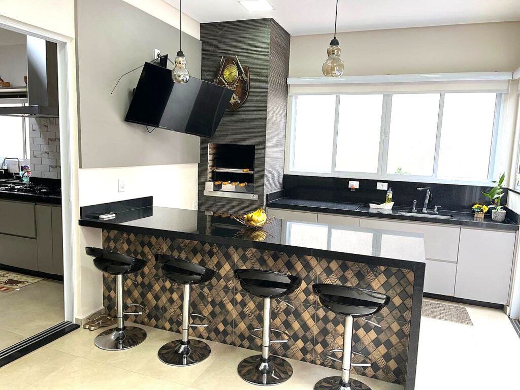 Vende-se bela casa térrea Cond. Figueira $ 1.400.000,00