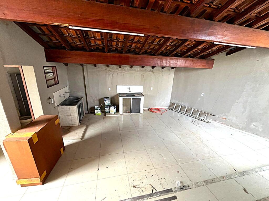 Vende-se ótima casa próximo ao Shopping Cidade Norte e Atacadão