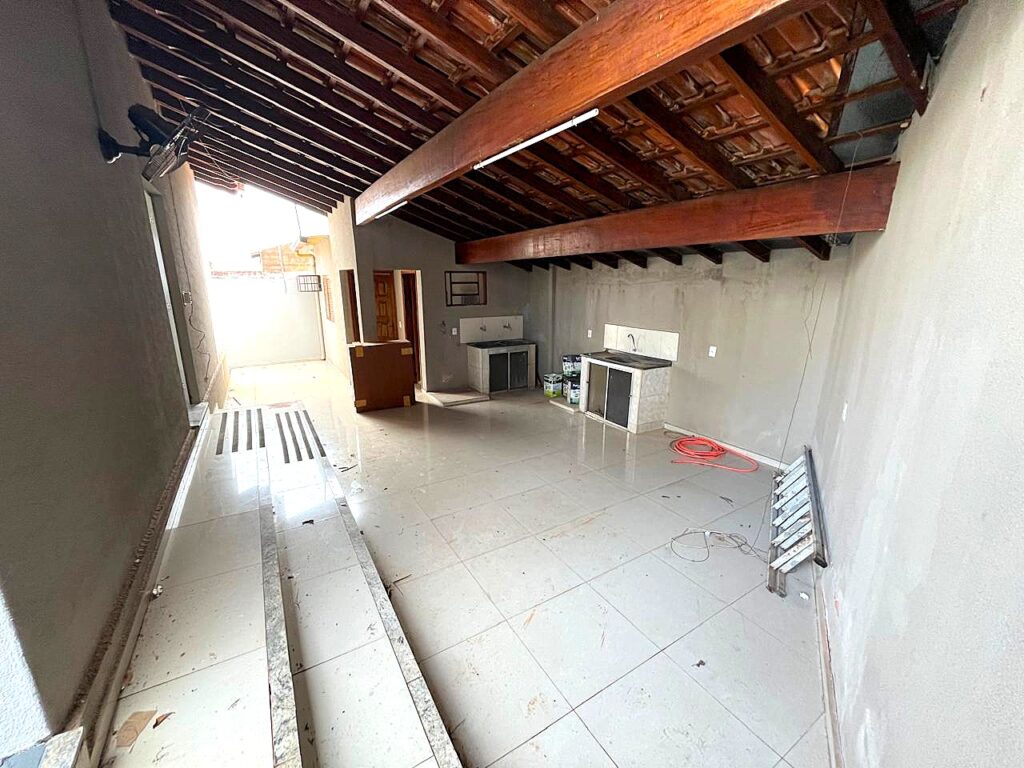 Vende-se ótima casa próximo ao Shopping Cidade Norte e Atacadão