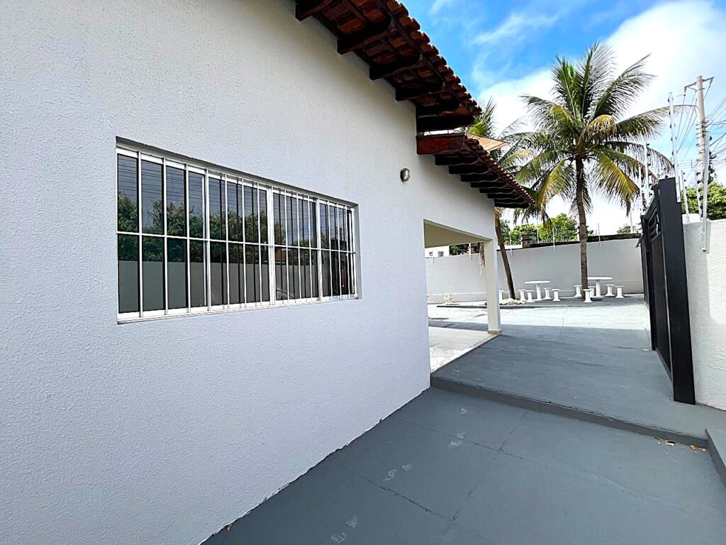 Vende-se ótima casa próximo ao Shopping Cidade Norte e Atacadão