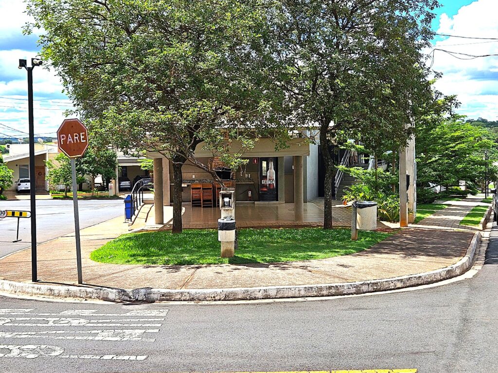 Vende-se casa Cond. Alta Vista $ 870.000,00