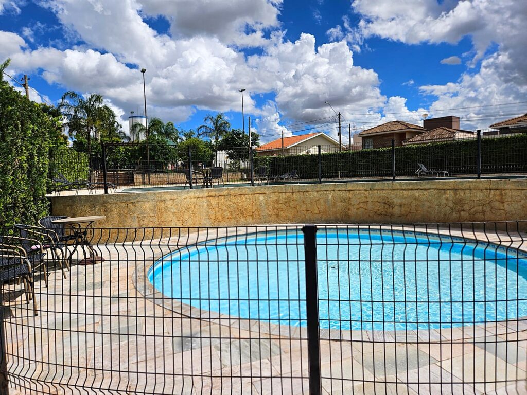 Vende-se casa Cond. Alta Vista $ 870.000,00