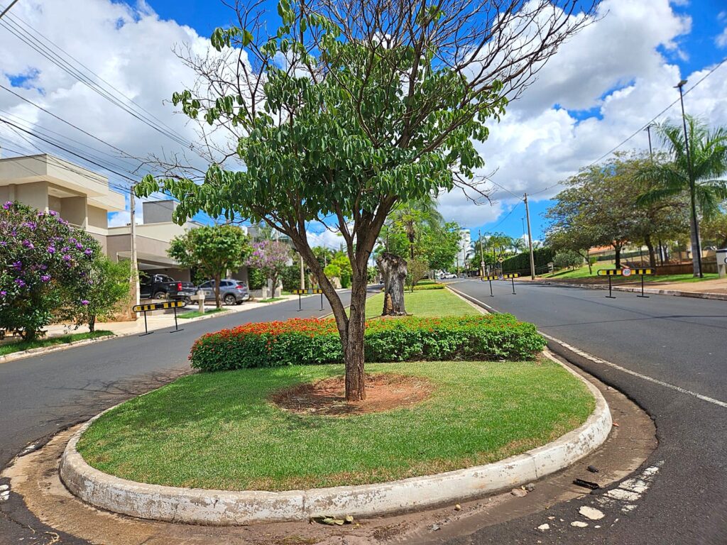 Vende-se casa Cond. Alta Vista $ 870.000,00