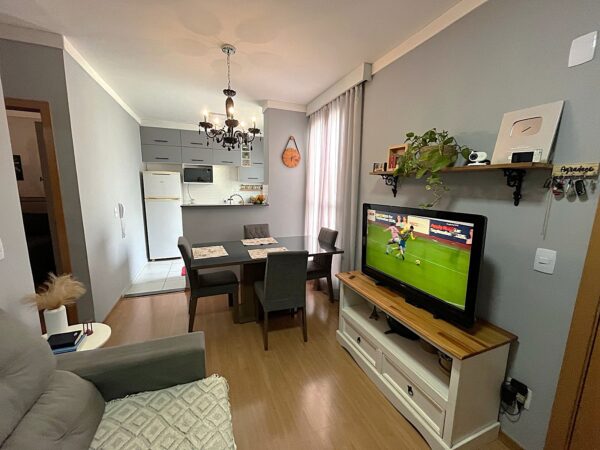 Vende-se apto de 2 dormitórios c/ elevador $ 220.000,00