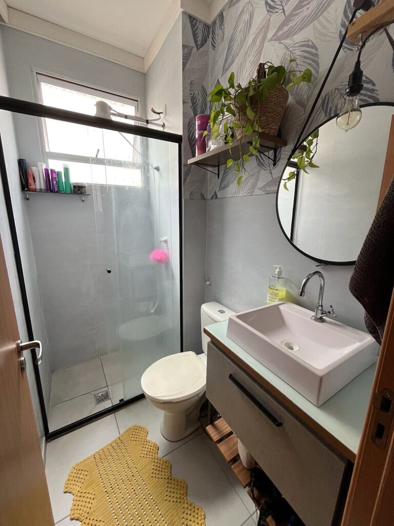 Vende-se apto de 2 dormitórios c/ elevador $ 220.000,00