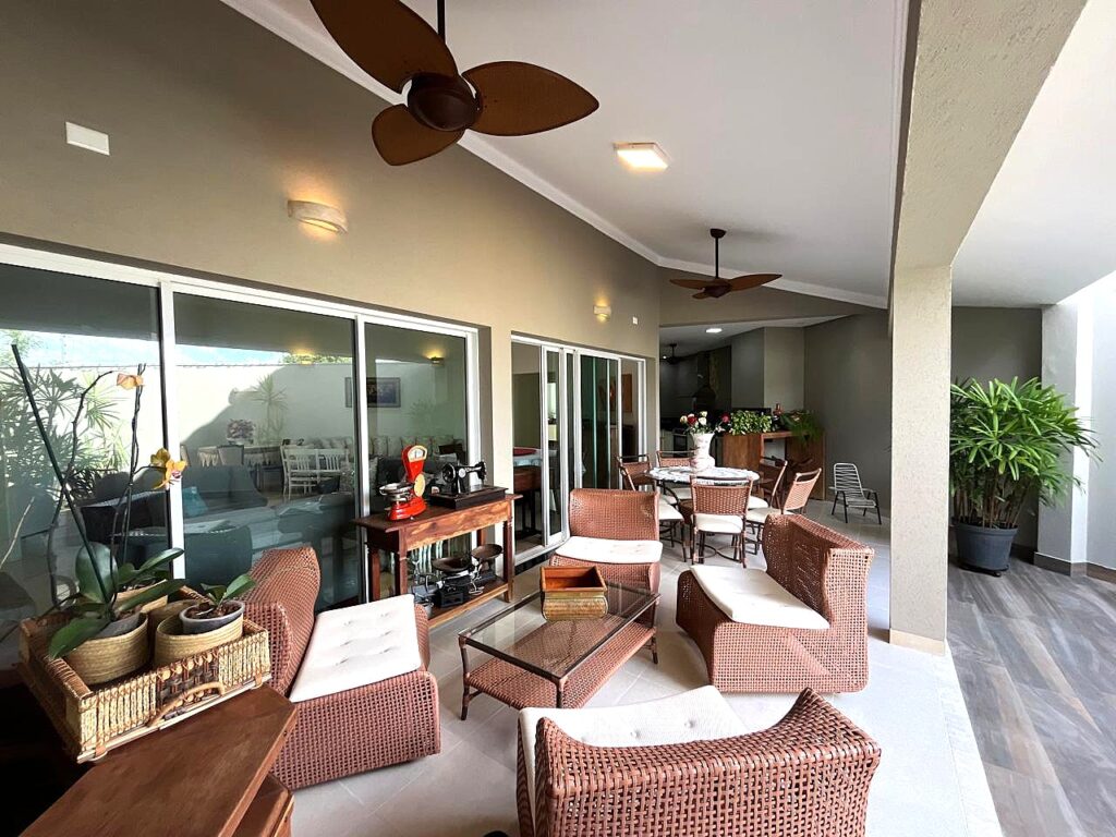 Vende-se casa térrea no Recanto Real $ 2.300.000,00