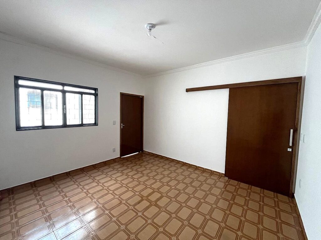 Aluga-se casa comercial na Boa Vista $ 4.500,00